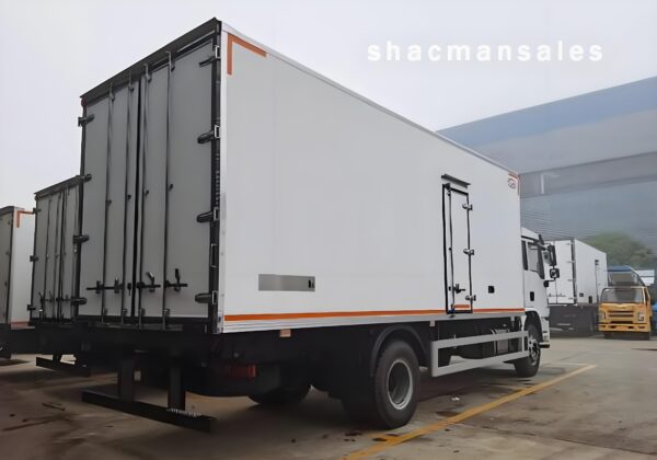 Shacman L3000 Euro 3 Cargo Truck - Image 3