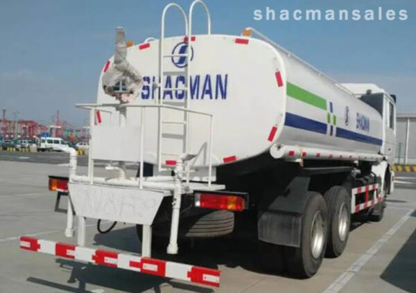 Shacman F2000 6x4 Oil Tank Truck - Image 2