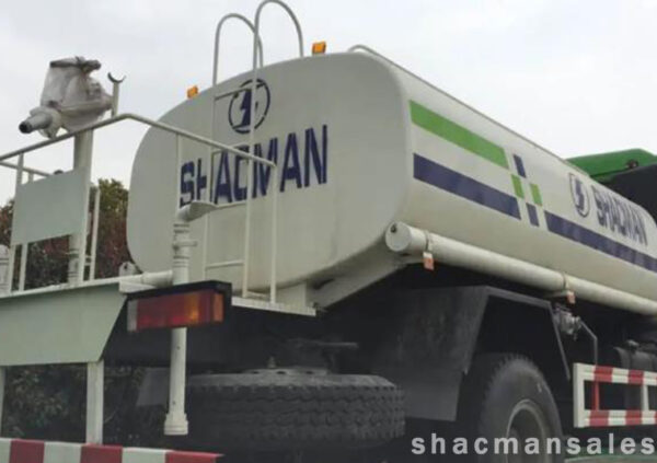 Shacman F2000 6x4 Oil Tank Truck - Image 5